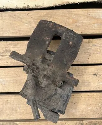 Volvo V70 Rear brake caliper 72210067