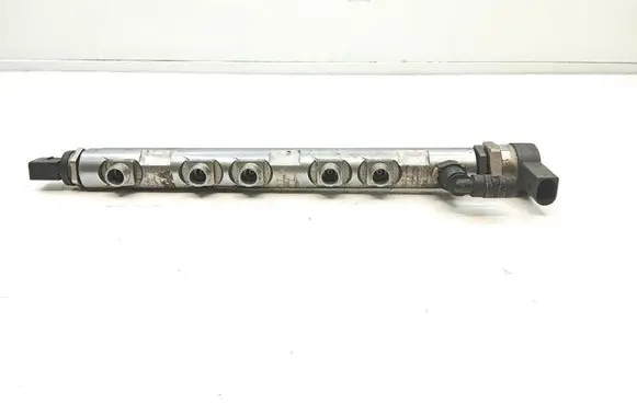 Fuel main line pipe