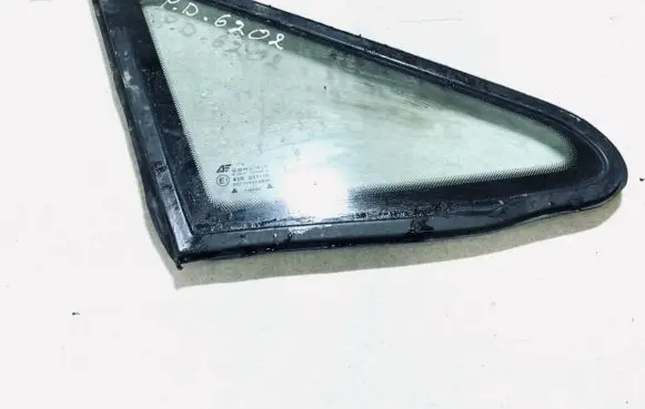 Seat Alhambra (Mk1) Front triangle window/glass 