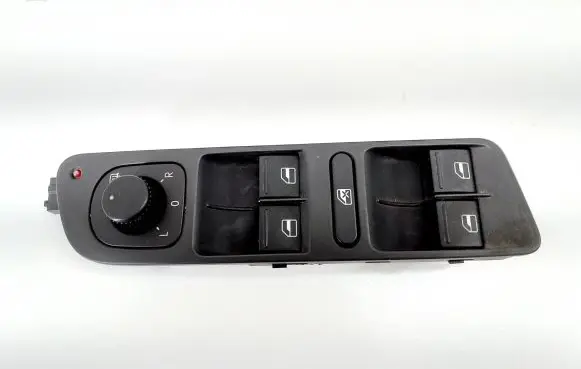 Volkswagen Tiguan Electric window control switch 1K0959565K