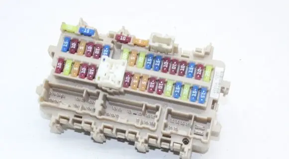 Nissan Qashqai Fuse box set 4EB0A