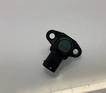 Mercedes-Benz E W211 Air pressure sensor A0051535028 EP9451R3A 063721