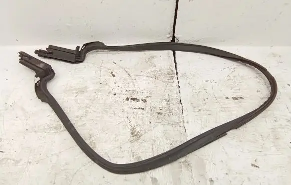 Mercedes-Benz E W238 Sunroof sealing rubber A23875003600