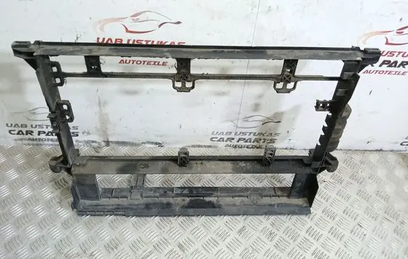 Radiator trim