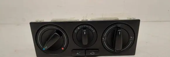Volkswagen Golf IV Climate control unit 1J0820045F 901511210000 657837L12