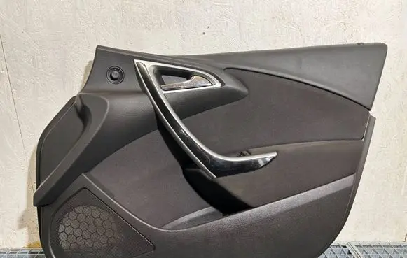 Opel Astra J Front door card panel trim 13400406 02102013 VR20132750565