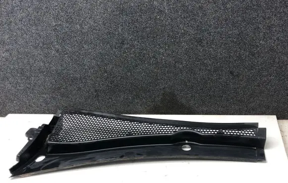 Wiper trim