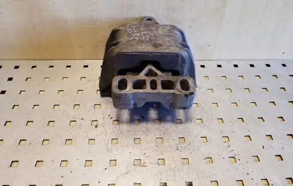 Audi A3 S3 8L Gearbox mount 1J0199555