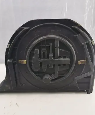 Toyota Yaris Spare wheel section trim 6477152010
