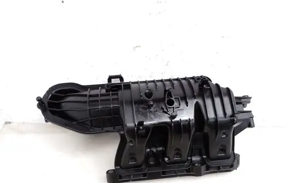 Volkswagen Golf VIII Intake manifold 05C129709B
