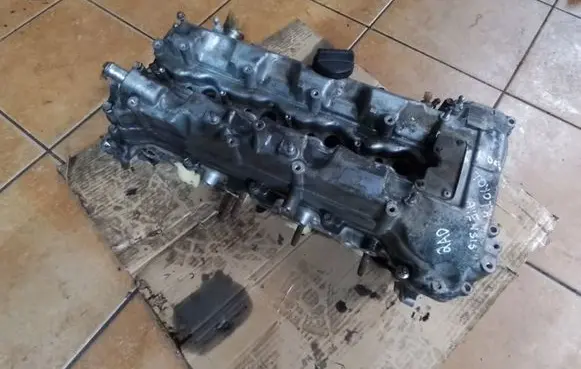Engine head