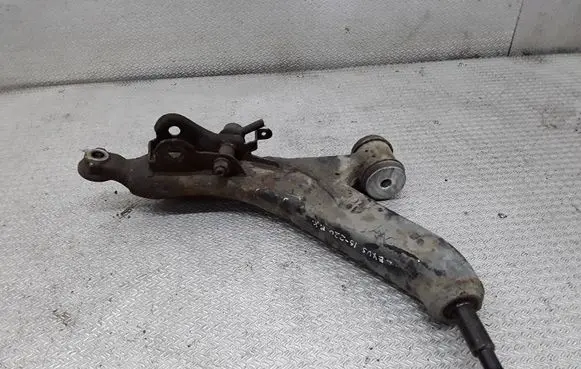 Lexus IS 220D-250-350 Front lower control arm/wishbone