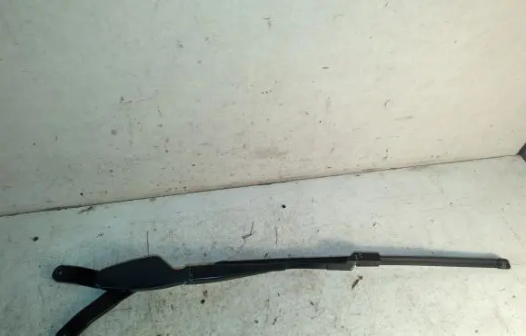 Mercedes-Benz C AMG W204 Windshield/front glass wiper blade 