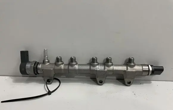 BMW 3 F30 F35 F31 Fuel main line pipe 8514154