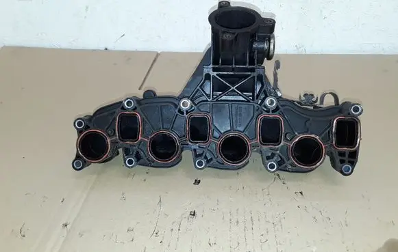 Volkswagen PASSAT B7 Intake manifold 03L129711AN