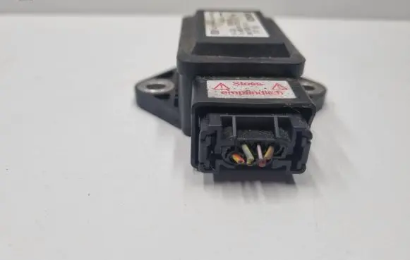 Mercedes-Benz E W211 ESP acceleration yaw rate sensor A0025426618 0025426618 0265005246