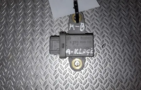 Mercedes-Benz A W168 ESP acceleration yaw rate sensor 0125420417 0265005113