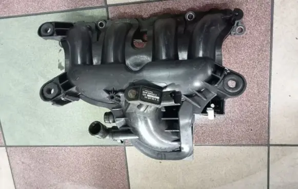 Citroen C5 Intake manifold V759507780
