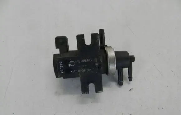 Volkswagen PASSAT B5 Valve vacuum 1J0906627