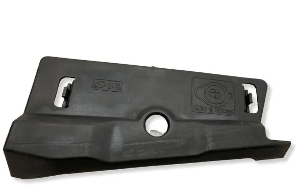 Land Rover Discovery Other engine bay part DEB100110 MT2741B