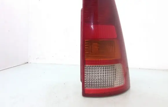 Ford Focus Rear/tail lights XS4X13N004EC