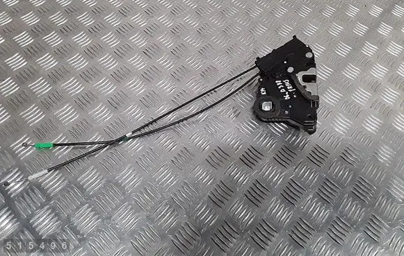 Toyota Prius (XW20) Front door lock