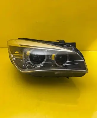 BMW X1 E84 Headlight/headlamp 7290240-06