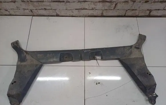 Renault Scenic II - Grand scenic II Engine splash shield/under tray 8200260901 8200260-901