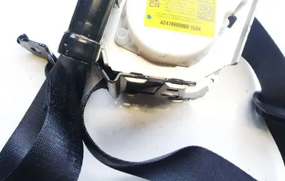 Mercedes-Benz EQB Rear seatbelt 34133471e2 20230822