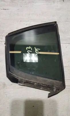 Mazda 3 III Rear vent window glass 43R004596