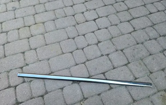 Opel Corsa F Front door rubber seal 11TYS