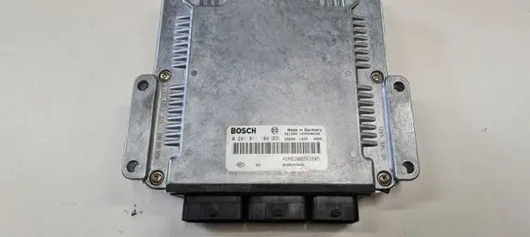 Mitsubishi Space Star Engine control unit/module 0281011104 MR577209 8200243805