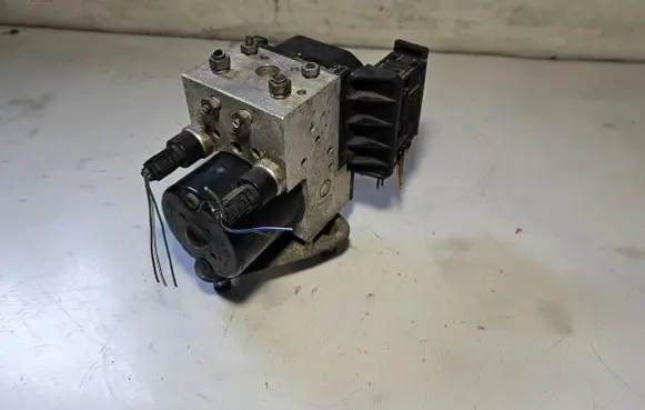 Mercedes-Benz A W168 ABS Pump A0044310912 0265202461