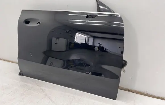 Mercedes-Benz CLA C118 X118 Front door 