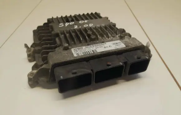Volvo S40 Engine control unit/module 30729518