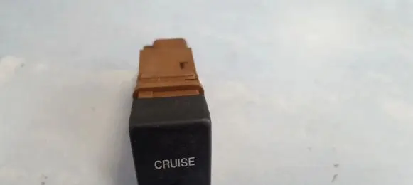 Subaru Legacy Cruise control switch 