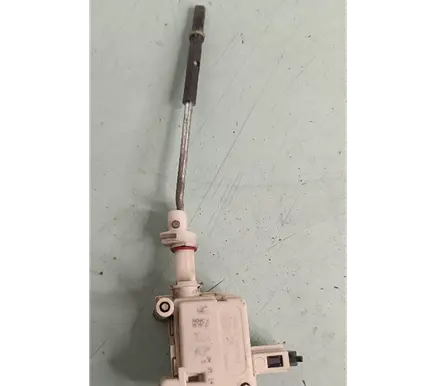 Volkswagen PASSAT B5.5 Central locking motor 754633 3B0959782B
