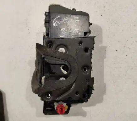 Peugeot 607 Rear door lock