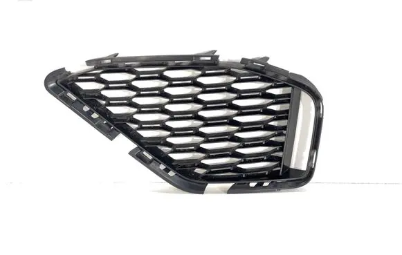 BMW 8 G14 Front bumper lower grill 51118074784
