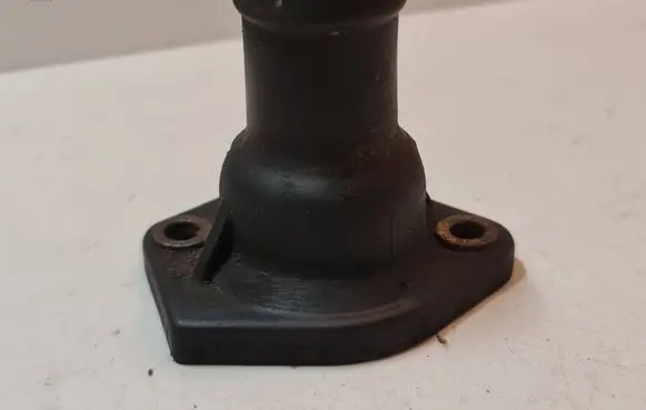Volkswagen Sharan Engine coolant pipe/hose 026121145E