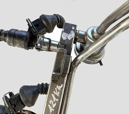 Audi A6 S6 C5 4B Fuel main line pipe