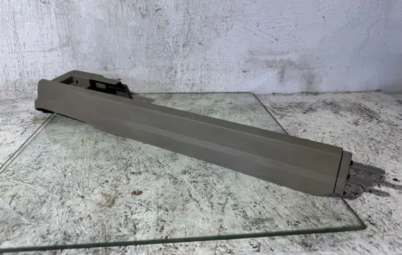 Volvo XC90 Front passenger seat rail trim 30662559