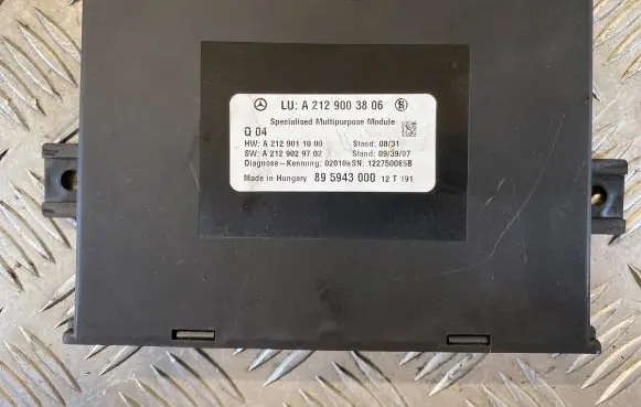 Mercedes-Benz E W212 Comfort/convenience module A2129003806 A2129011000 A2129029702