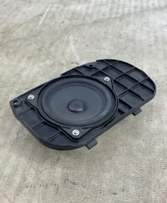 BMW 5 F10 F11 Parcel shelf speaker 9239183 16014910