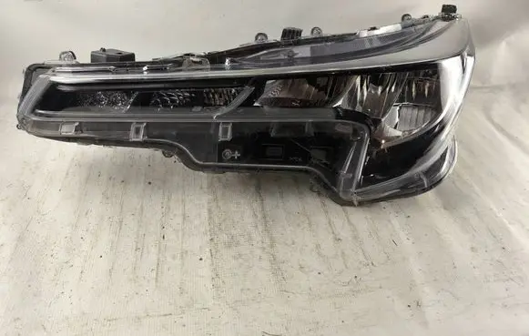 Toyota Corolla E210 E21 Headlight/headlamp 8115002S60