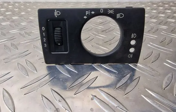 Mercedes-Benz A W169 Headlight level height control switch A16968065