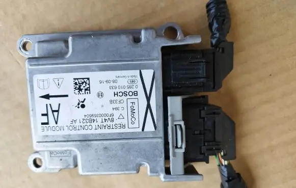Ford Kuga I Airbag control unit/module 0285010633