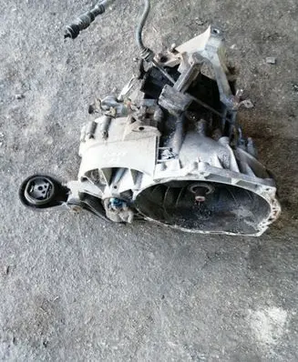 Ford C-MAX I Manual 5 speed gearbox 6M5R7002ZB 4M5R7F096YA