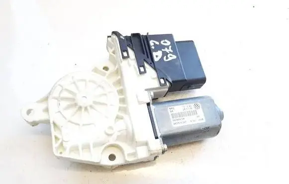 Volkswagen Tiguan Rear door window regulator motor 5N0959704 962623347