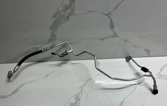 Mercedes-Benz A W176 Air conditioning (A/C) pipe/hose A2468302415